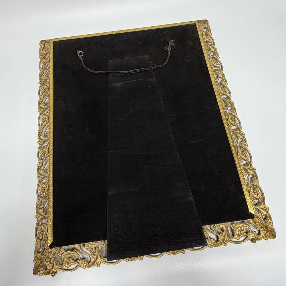 Vintage Gold Brass Filigree Leaf Floral Ornate Picture Frame 11x14
